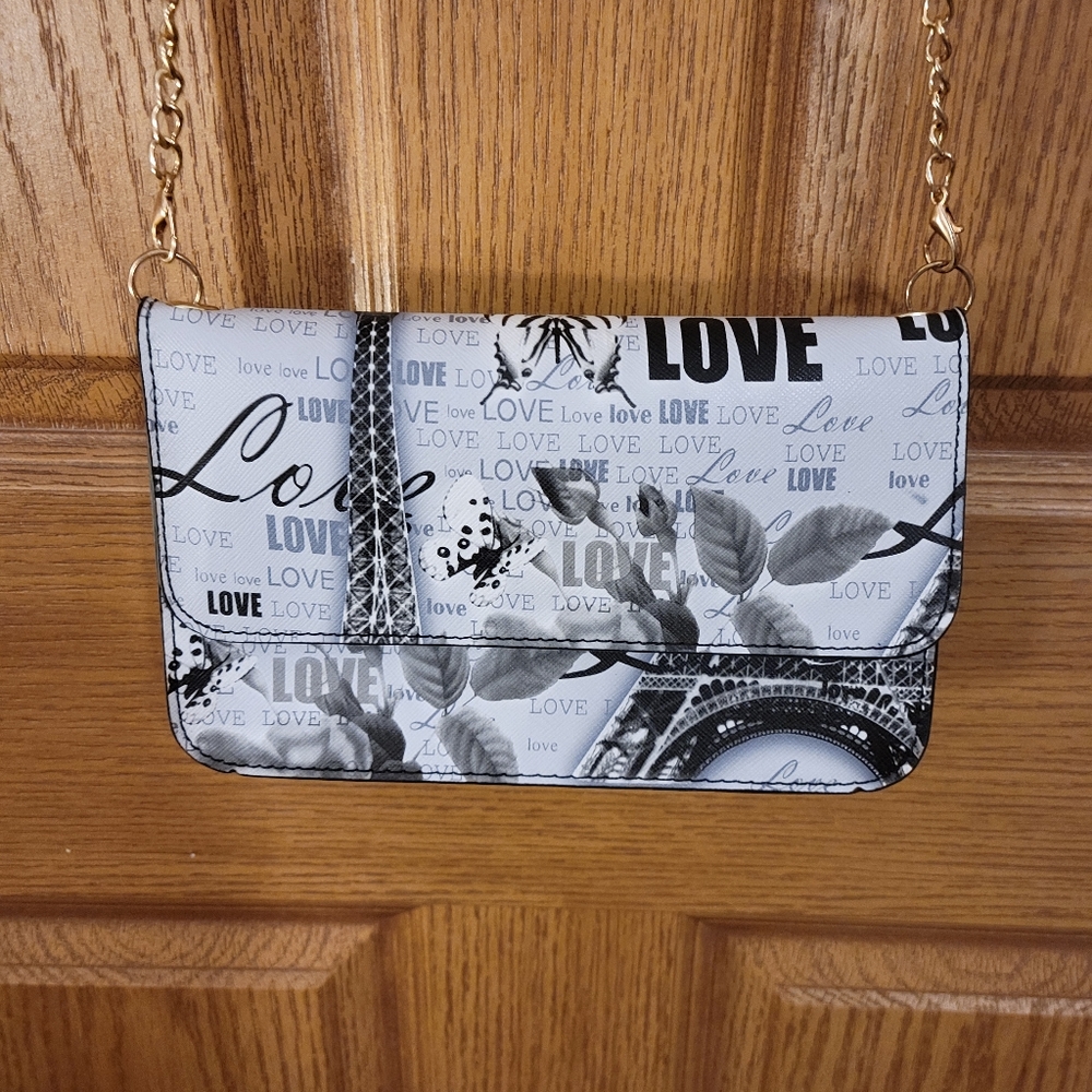 Ladies faux leather Paris/Love purse